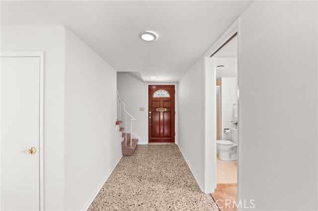 Image 6 of 52 For 7970 Ring Street