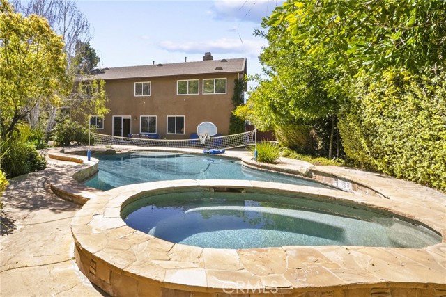 Detail Gallery Image 3 of 68 For 22262 Trinity Pl, Saugus,  CA 91390 - 5 Beds | 3 Baths