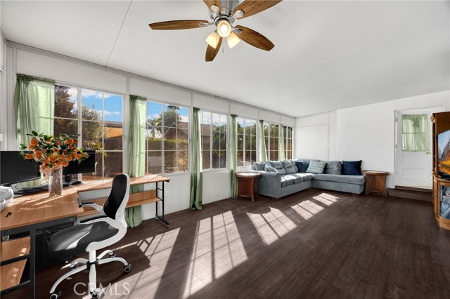 Detail Gallery Image 17 of 48 For 304 S Colfax, La Habra,  CA 90631 - 2 Beds | 2 Baths