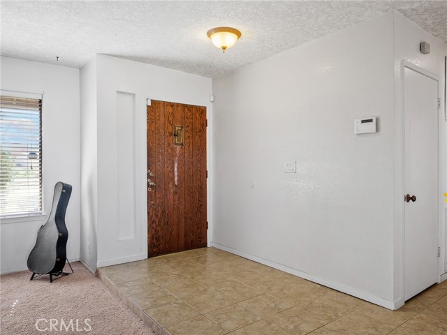 Detail Gallery Image 7 of 35 For 15476 Pahute St, Victorville,  CA 92395 - 3 Beds | 2 Baths