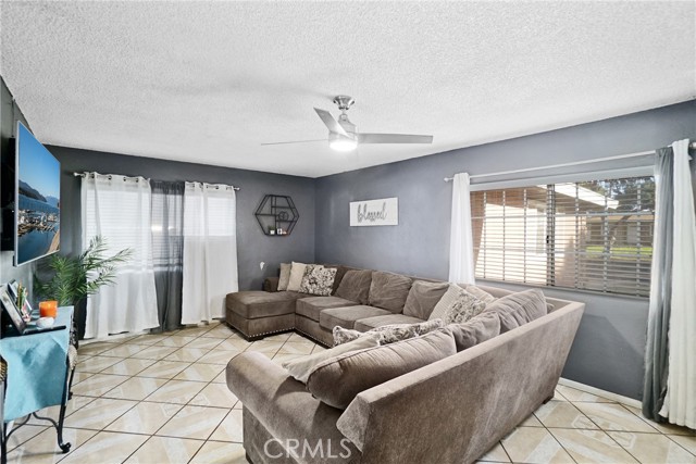 Image 3 for 1133 Redwood St, Corona, CA 92879