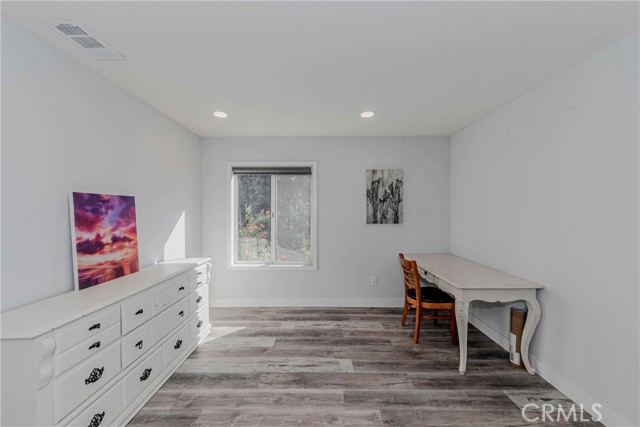 Detail Gallery Image 41 of 67 For 16396 High Bluff Ct, Riverside,  CA 92503 - 4 Beds | 3 Baths