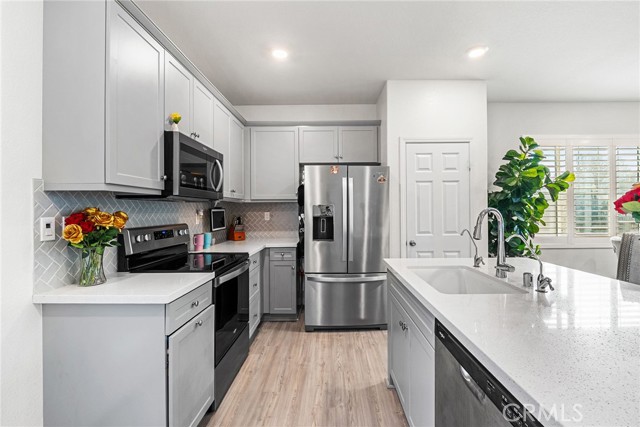 Detail Gallery Image 8 of 37 For 16057 Tanzinite, Chino,  CA 91708 - 4 Beds | 3 Baths