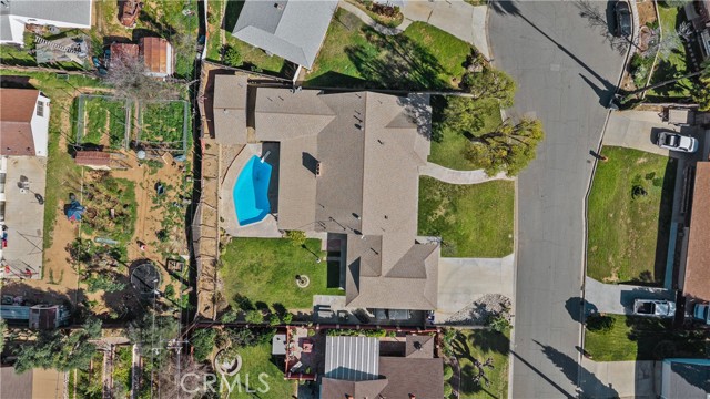 Image 34 of 41 For 7171 Font Avenue