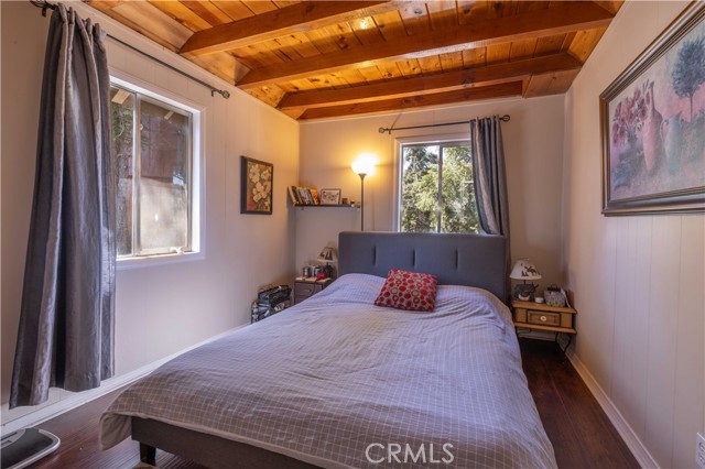 Detail Gallery Image 21 of 43 For 43418 Ridge Crest Dr, Big Bear Lake,  CA 92315 - 2 Beds | 2 Baths