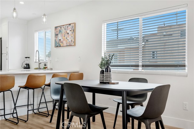 Detail Gallery Image 9 of 41 For 5814 7th Ave, Los Angeles,  CA 90043 - 2 Beds | 1 Baths