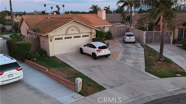 Detail Gallery Image 2 of 5 For 9262 Pleasant Hurst Ct, Jurupa Valley,  CA 92509 - 3 Beds | 2 Baths
