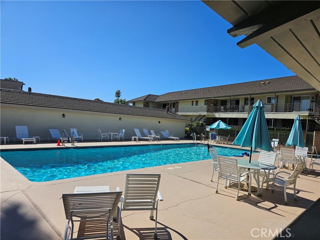 Detail Gallery Image 32 of 39 For 22619 Nadine Cir #B,  Torrance,  CA 90505 - 2 Beds | 1/1 Baths