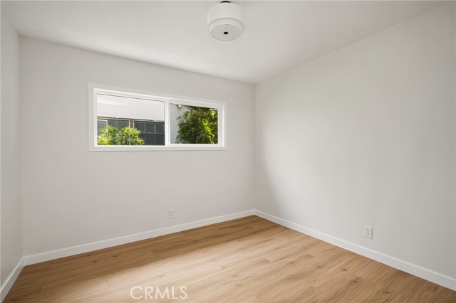 17216 Lorne Street, Van Nuys CA: https://media.crmls.org/medias/9e4642df-b597-4043-94c0-f384b1041af5.jpg