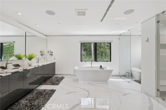 Detail Gallery Image 41 of 73 For 23670 Park Andorra, Calabasas,  CA 91302 - 4 Beds | 4/1 Baths