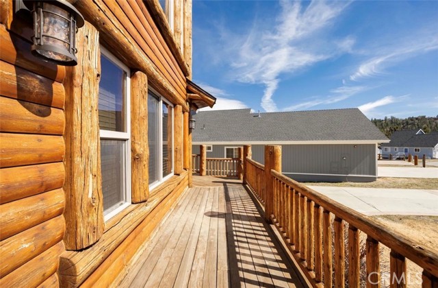 Detail Gallery Image 19 of 23 For 42521 Bear Loop North, Big Bear City,  CA 92314 - 4 Beds | 4/1 Baths