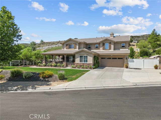 30444 Hidden Valley Court, Castaic CA: https://media.crmls.org/medias/9e46910c-c959-4e89-b673-d1d0d91016b7.jpg