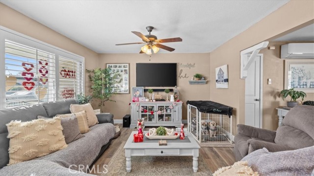 Image 6 of 37 For 1212 Vesta Street