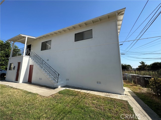 Detail Gallery Image 2 of 11 For 340 W Mountain View Ave #D,  Glendora,  CA 91741 - 2 Beds | 1 Baths