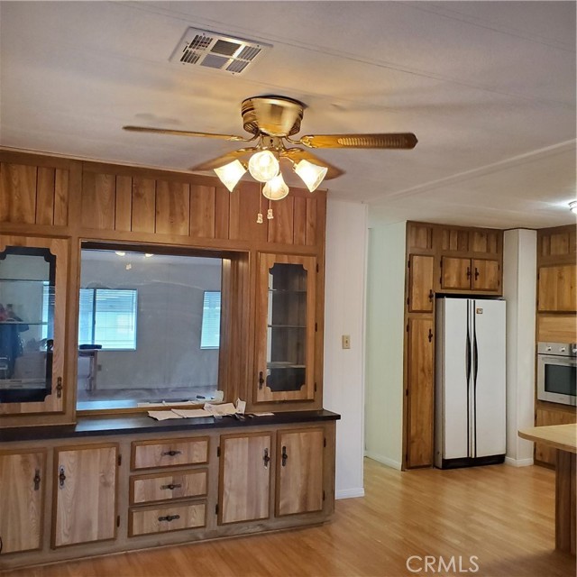 12401 FILMORE Street, 501 photo 8