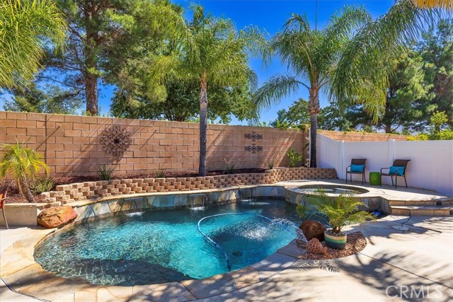 32598 Breton Drive, Winchester CA: https://media.crmls.org/medias/9e483586-d1dd-4ae5-a90d-98c8fe406372.jpg