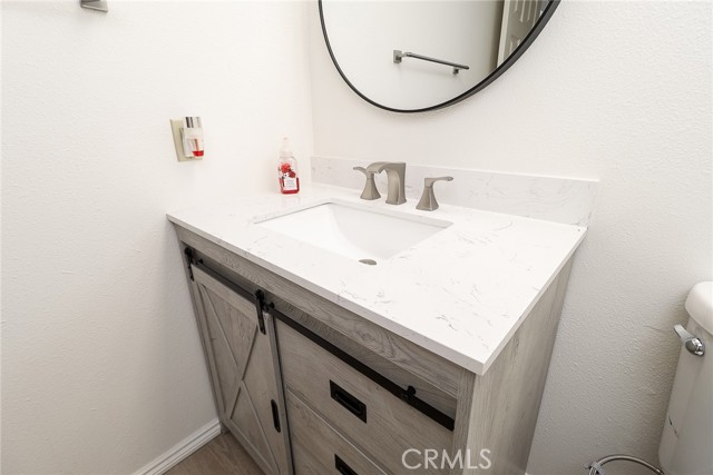 345 Jeremiah Drive, Simi Valley CA: https://media.crmls.org/medias/9e495f7a-f532-4026-b662-a52db13eac32.jpg