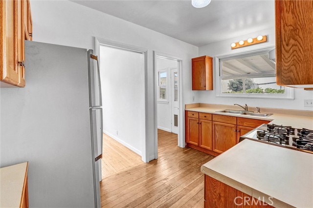 7607 Greg Avenue, Sun Valley CA: https://media.crmls.org/medias/9e4a10ca-f783-473d-82c5-221a4b1e3270.jpg