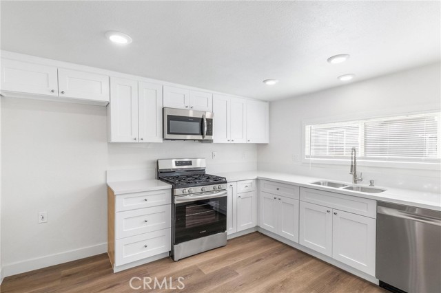 Detail Gallery Image 12 of 34 For 347 N Garfield, Corona,  CA 92882 - 2 Beds | 1 Baths