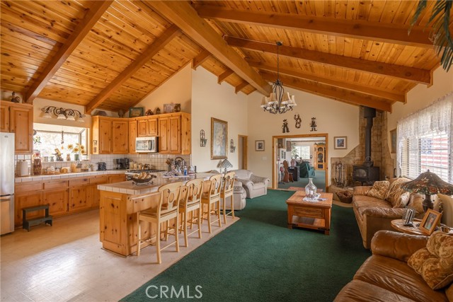 Detail Gallery Image 14 of 45 For 2196 Mariposa Ln, Big Bear City,  CA 92314 - 4 Beds | 2/1 Baths