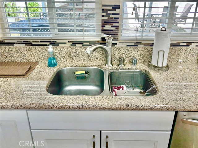 8101 Jellico Avenue photo 14
