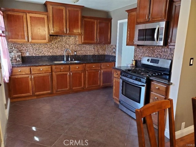 736 103rd Street, Los Angeles, California 90002, 3 Bedrooms Bedrooms, ,1 BathroomBathrooms,Single Family Residence,For Sale,103rd,PW24060437