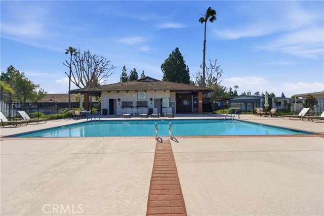 Detail Gallery Image 21 of 29 For 24001 Muirlands #11,  Lake Forest,  CA 92630 - 2 Beds | 2 Baths