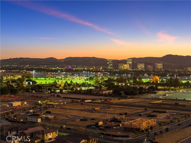 Detail Gallery Image 12 of 70 For 126 Interval, Irvine,  CA 92618 - 5 Beds | 4 Baths