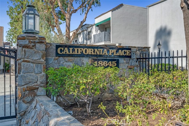 Detail Gallery Image 2 of 50 For 18645 Hatteras St #230,  Tarzana,  CA 91356 - 3 Beds | 2 Baths