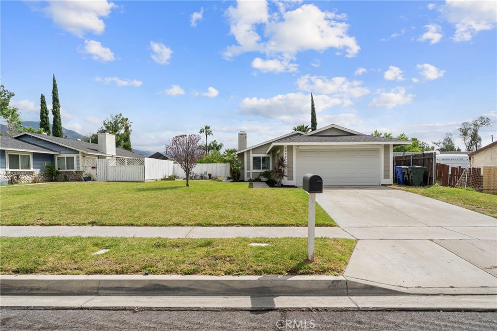4259 N 4th