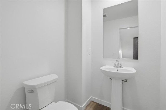 Detail Gallery Image 13 of 47 For 27323 Seven Oaks Ln, Valencia,  CA 91381 - 3 Beds | 3/1 Baths