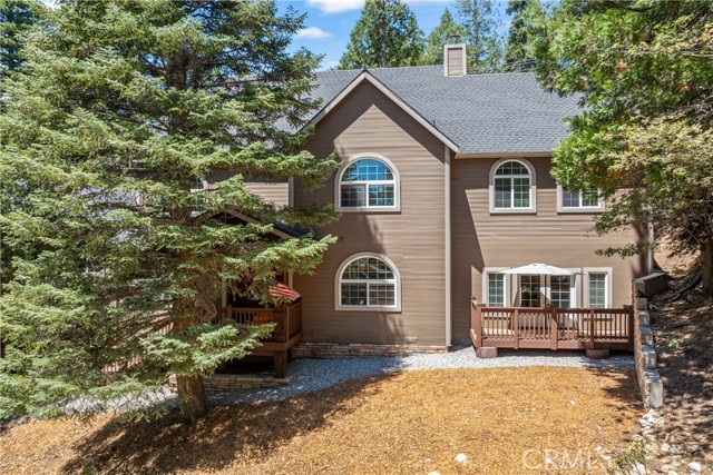Detail Gallery Image 6 of 55 For 27312 Little Bear Rd, Lake Arrowhead,  CA 92391 - 4 Beds | 4/1 Baths