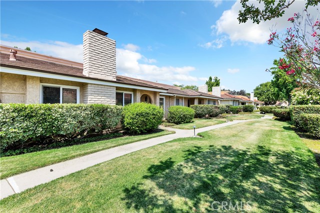 Detail Gallery Image 1 of 24 For 2133 Crespi Ln, Westlake Village,  CA 91361 - 2 Beds | 2 Baths