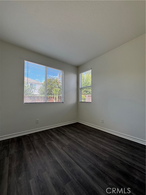 Detail Gallery Image 15 of 40 For 7069 Misty Meadow, Corona,  CA 92880 - 5 Beds | 3 Baths