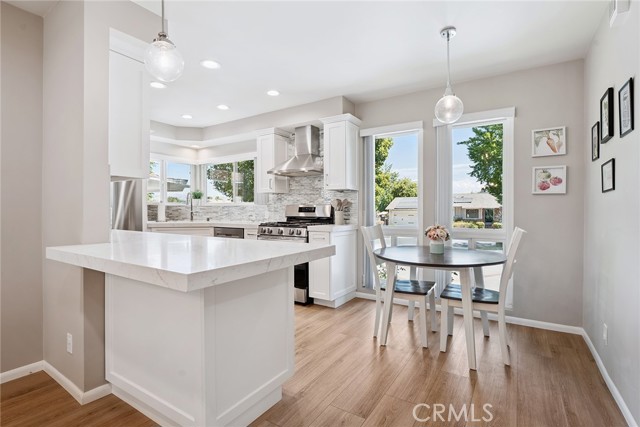 5929 Adler Avenue, Woodland Hills CA: https://media.crmls.org/medias/9e4fa49b-f478-4822-82a3-cc930fc21c44.jpg