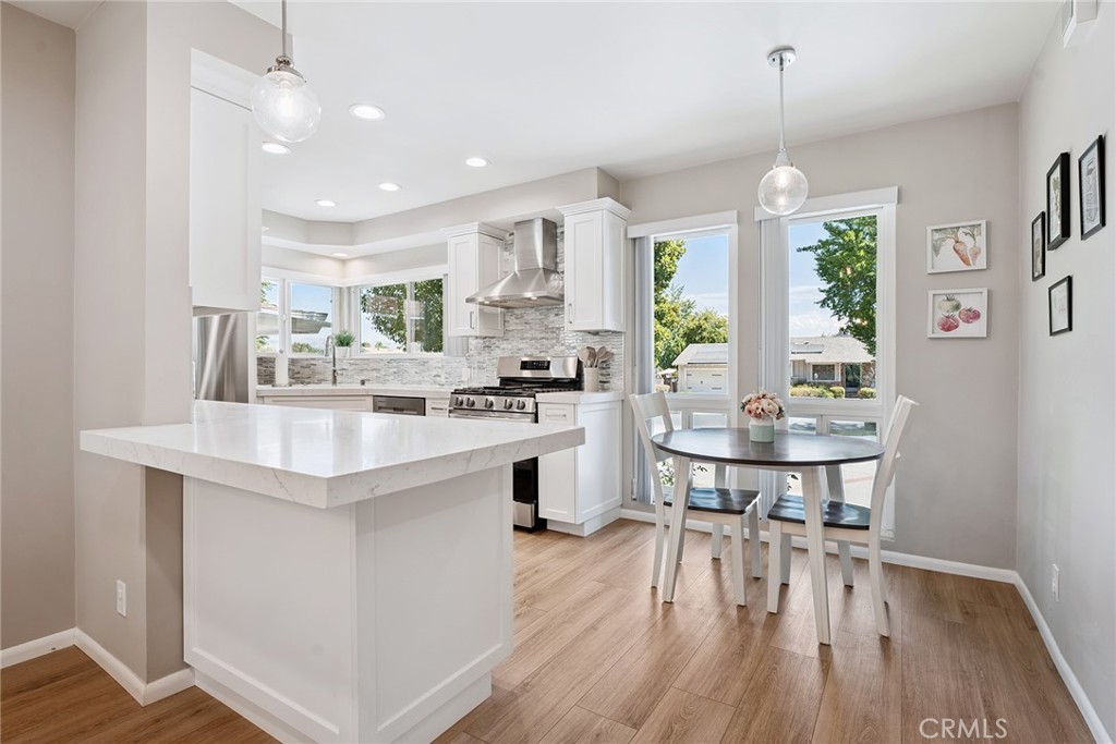 MLS #SR25193514 image #9