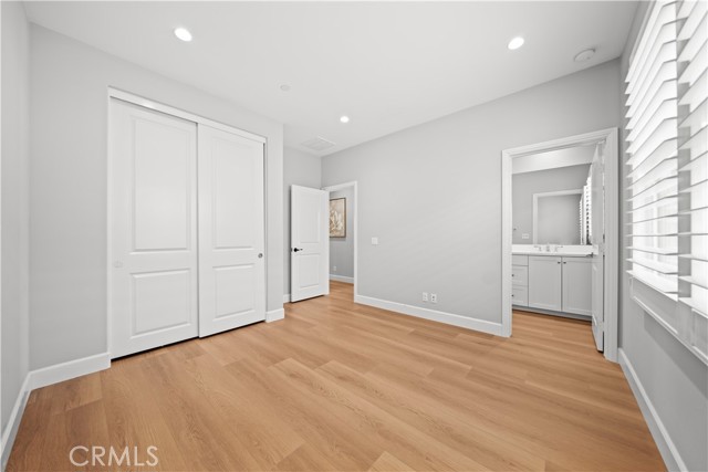 Detail Gallery Image 29 of 55 For 100 Henderson, Irvine,  CA 92620 - 4 Beds | 4/1 Baths