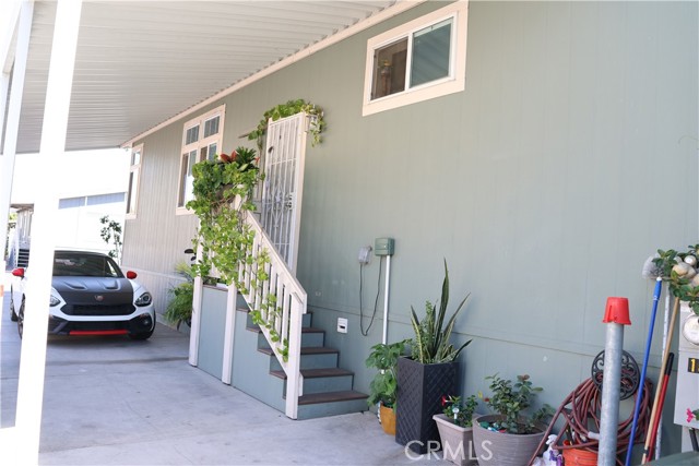 Detail Gallery Image 4 of 10 For 1241 N East St #153,  Anaheim,  CA 92805 - 3 Beds | 2 Baths