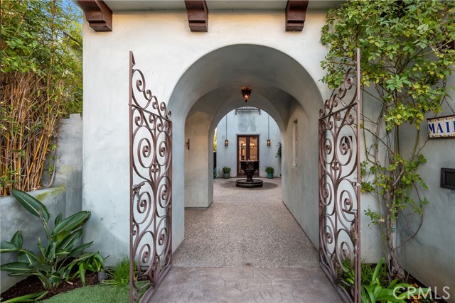 1725 Oak Avenue, Manhattan Beach, California 90266, 4 Bedrooms Bedrooms, ,4 BathroomsBathrooms,Residential,Sold,Oak,SB21251679