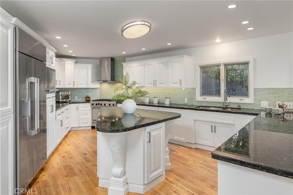 3828 Alomar DriveSherman Oaks img 28