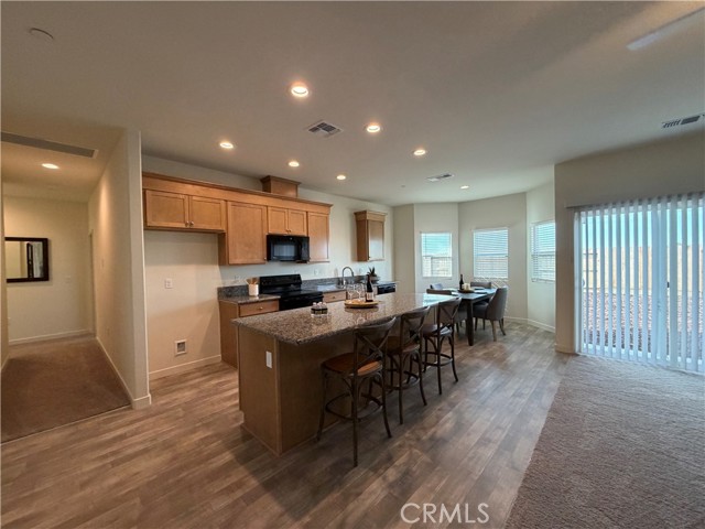 Detail Gallery Image 4 of 11 For 3151 Yuba River Dr., Merced,  CA 95341 - 4 Beds | 2 Baths