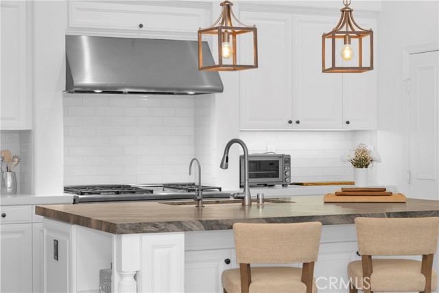 Detail Gallery Image 23 of 61 For 21331 Balerma Ln, Huntington Beach,  CA 92648 - 4 Beds | 3/1 Baths