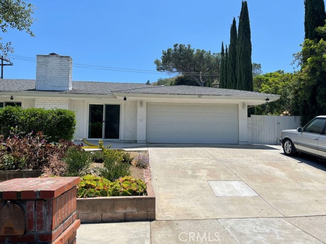362 Camino Manzanas photo 2