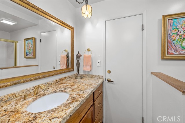 113 Vista Del Parque, Redondo Beach, California 90277, 2 Bedrooms Bedrooms, ,1 BathroomBathrooms,Residential,Sold,Vista Del Parque,SB24098927