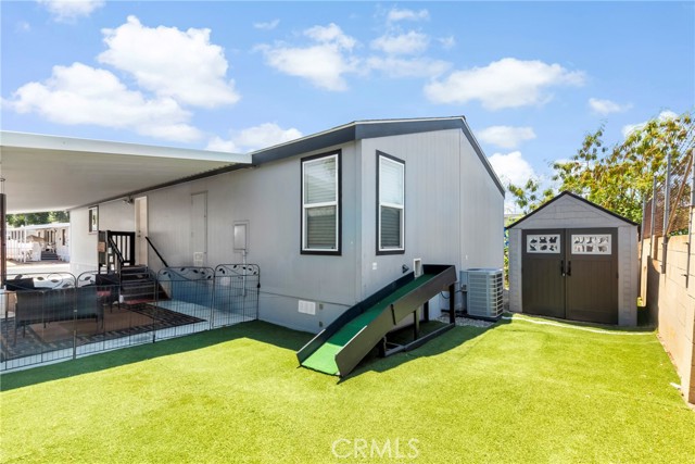 3700 Buchanan Street, Riverside CA: https://media.crmls.org/medias/9e52ed9b-1013-4c8f-aa64-7b57ac0bcf08.jpg