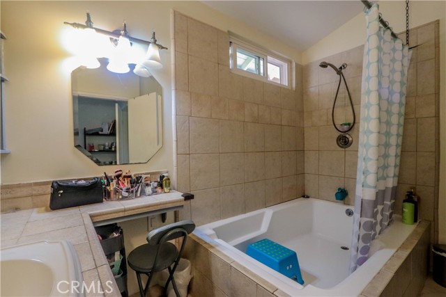 41 Pasada Valiente, Rancho Santa Margarita CA: https://media.crmls.org/medias/9e5370d6-b37a-4334-a9c2-9fa50a0e086e.jpg