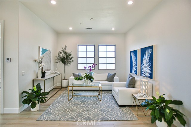 Detail Gallery Image 32 of 63 For 17413 Siena, Fountain Valley,  CA 92708 - 4 Beds | 4 Baths