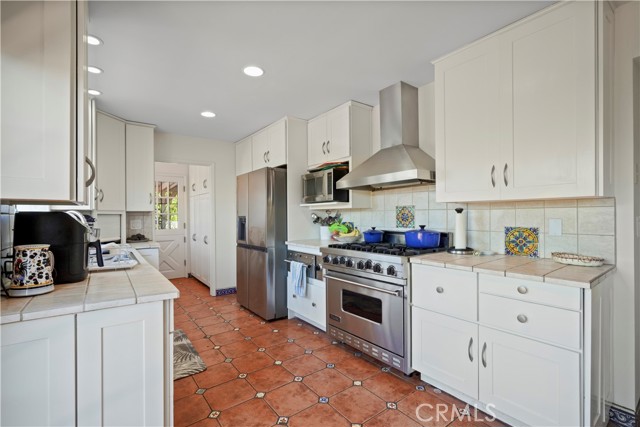 Detail Gallery Image 12 of 60 For 22628 Quinta Rd, Woodland Hills,  CA 91364 - 4 Beds | 2/1 Baths