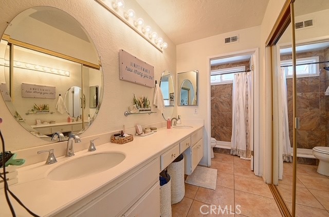 Image 5 of 11 For 21091 Redwood Lane