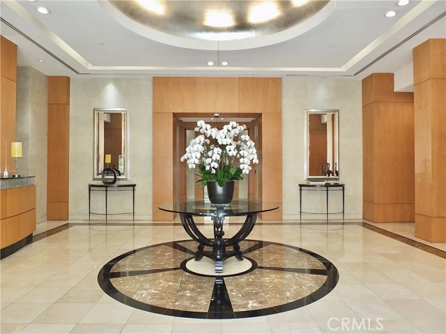 Well Maintained lobby